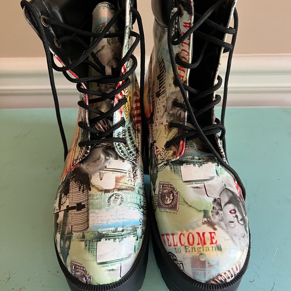 Shoe Republic platform boots